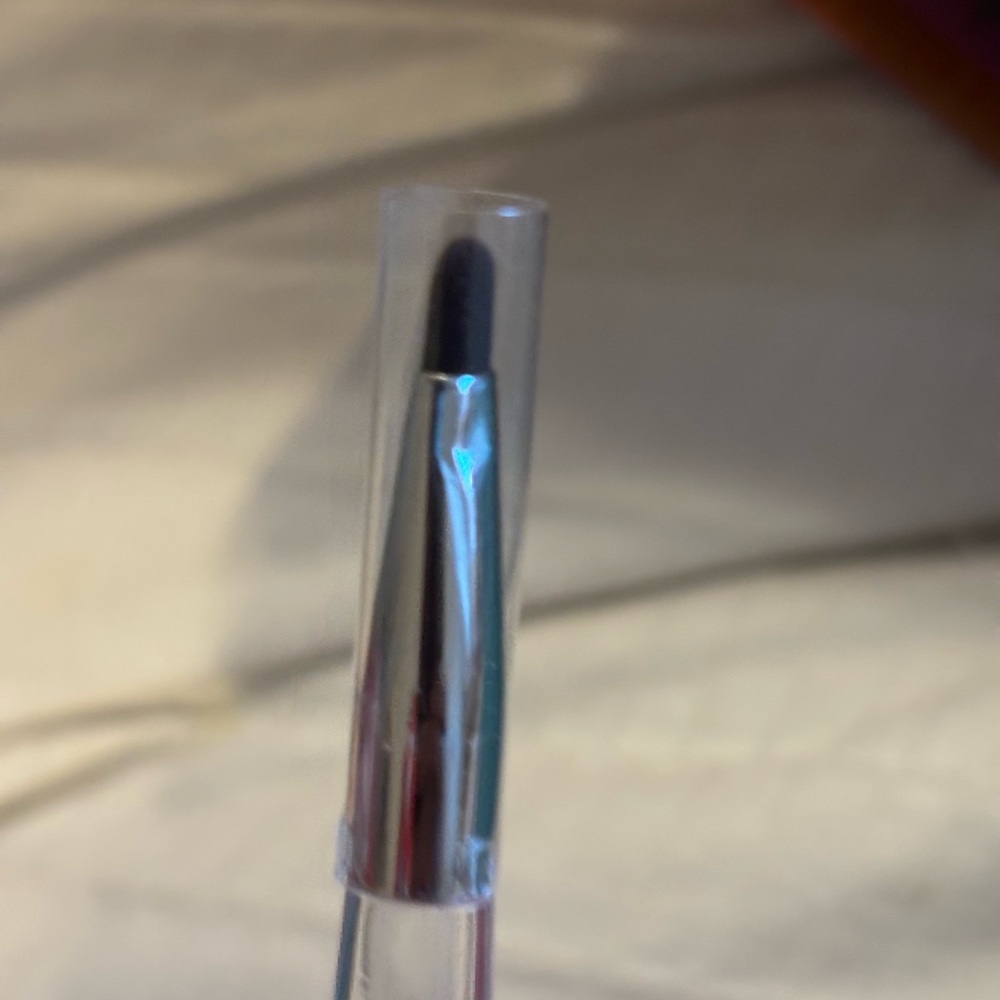 Trish McEvoy #99 tight Eye Lining Makeup Brush Brand New with plastic on